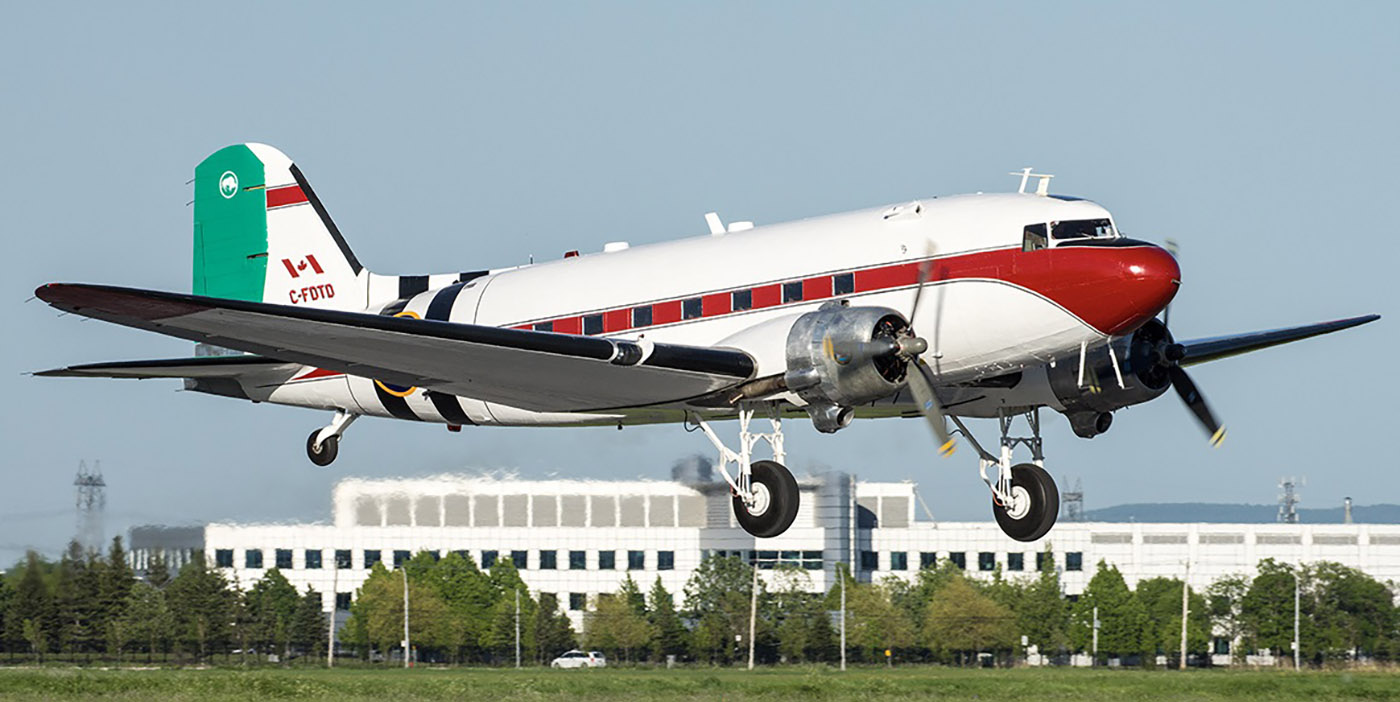 Douglas DC-3 - Private Jet hire - Starr Luxury Jets