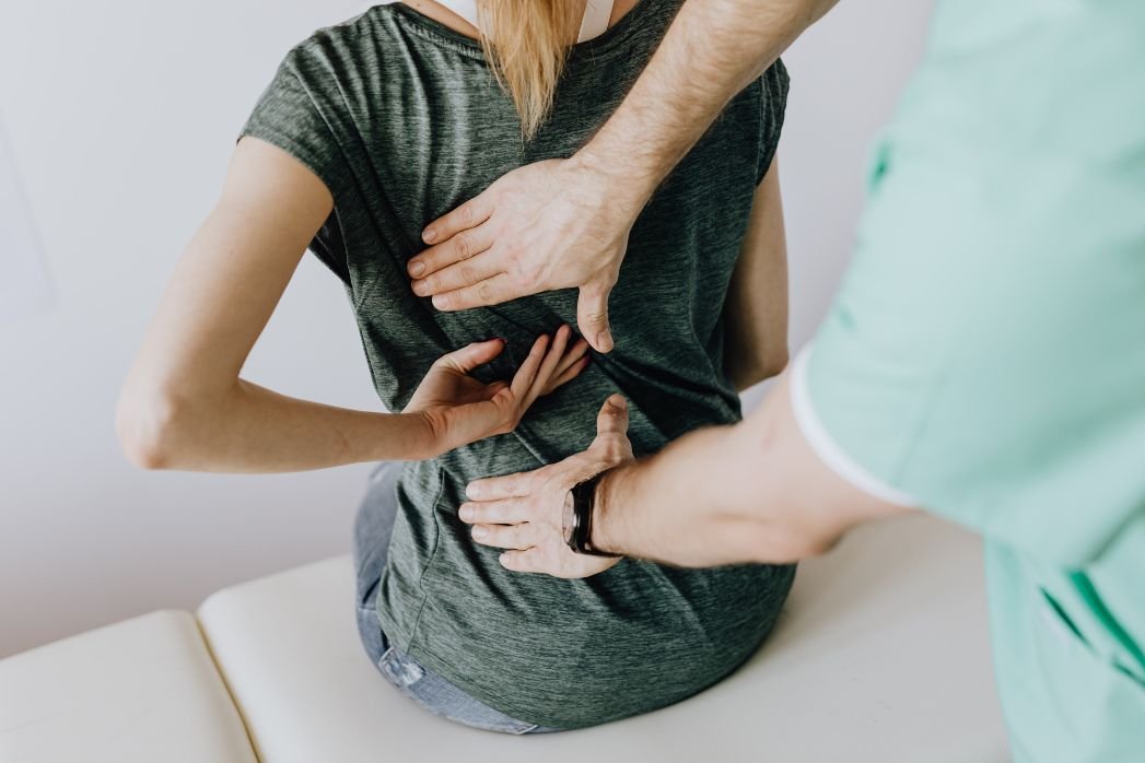 How to Treat Lower Back Pain: A Physiotherapist's Comprehensive Guide