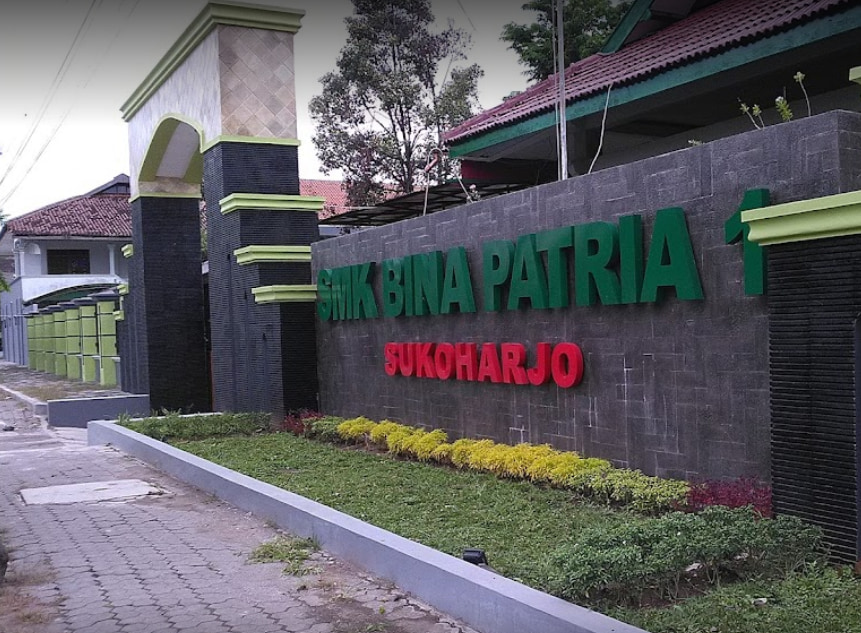 Kreativitas Tanpa Batas: Kolaborasi Seru TopLoker.com dan SMK Bina Patria 1 Sukoharjo