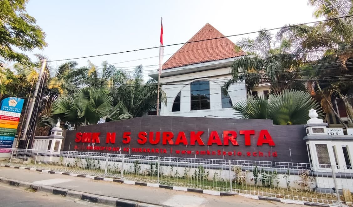 SMKN 5 Surakarta Gelar Edu Expo dan Jobfair 2024 Bersama Toploker.com, Siapkan Generasi Muda Menuju Dunia Kerja
