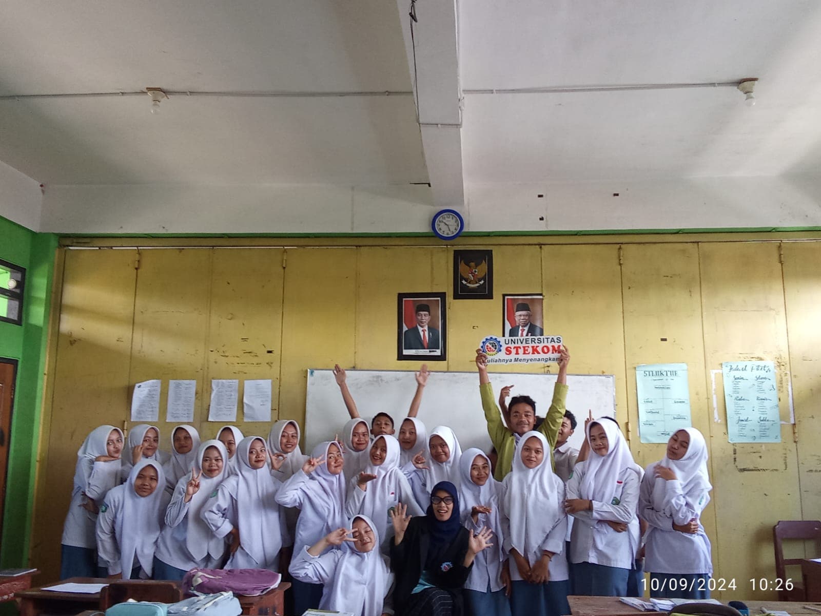 Sosialisasi Universitas STEKOM dan Toploker.com di MA Al Azhar Andong: Persiapan Karier Siswa Menuju Dunia Profesional