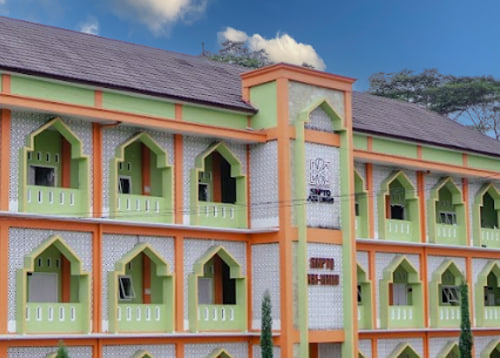 Sosialisasi Universitas STEKOM dan TopLoker.com di SMA Terpadu Qur'an Abi Umi Boyolali: Membangun Masa Depan Cemerlang bagi Generasi Muda