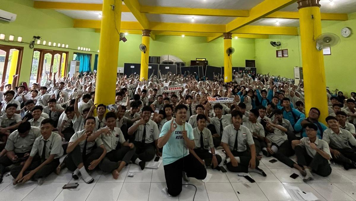 Kunjungan dan Sosialisasi PMB di MAN 1 Kota Semarang Bersama Univ. STEKOM dan TopLoker.com