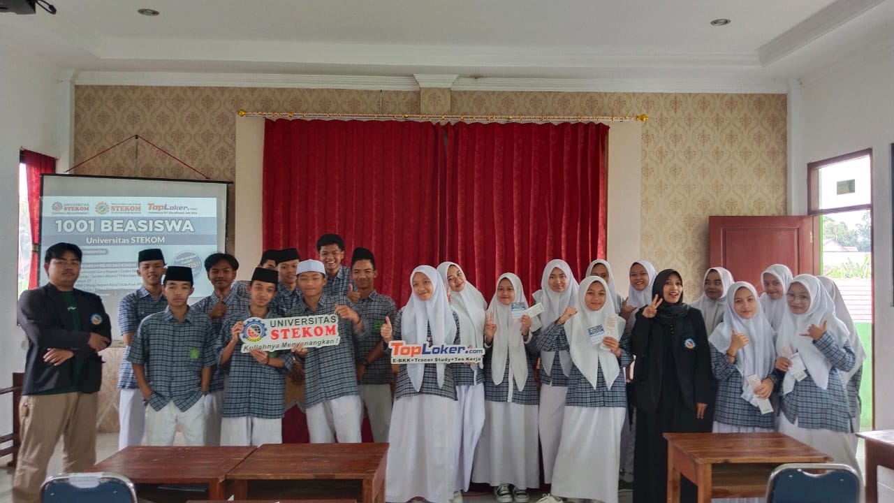 Kunjungan Sosialisasi PMB Univ. STEKOM dan TopLoker.com di MA Almanar Tengaran, Kab. Semarang