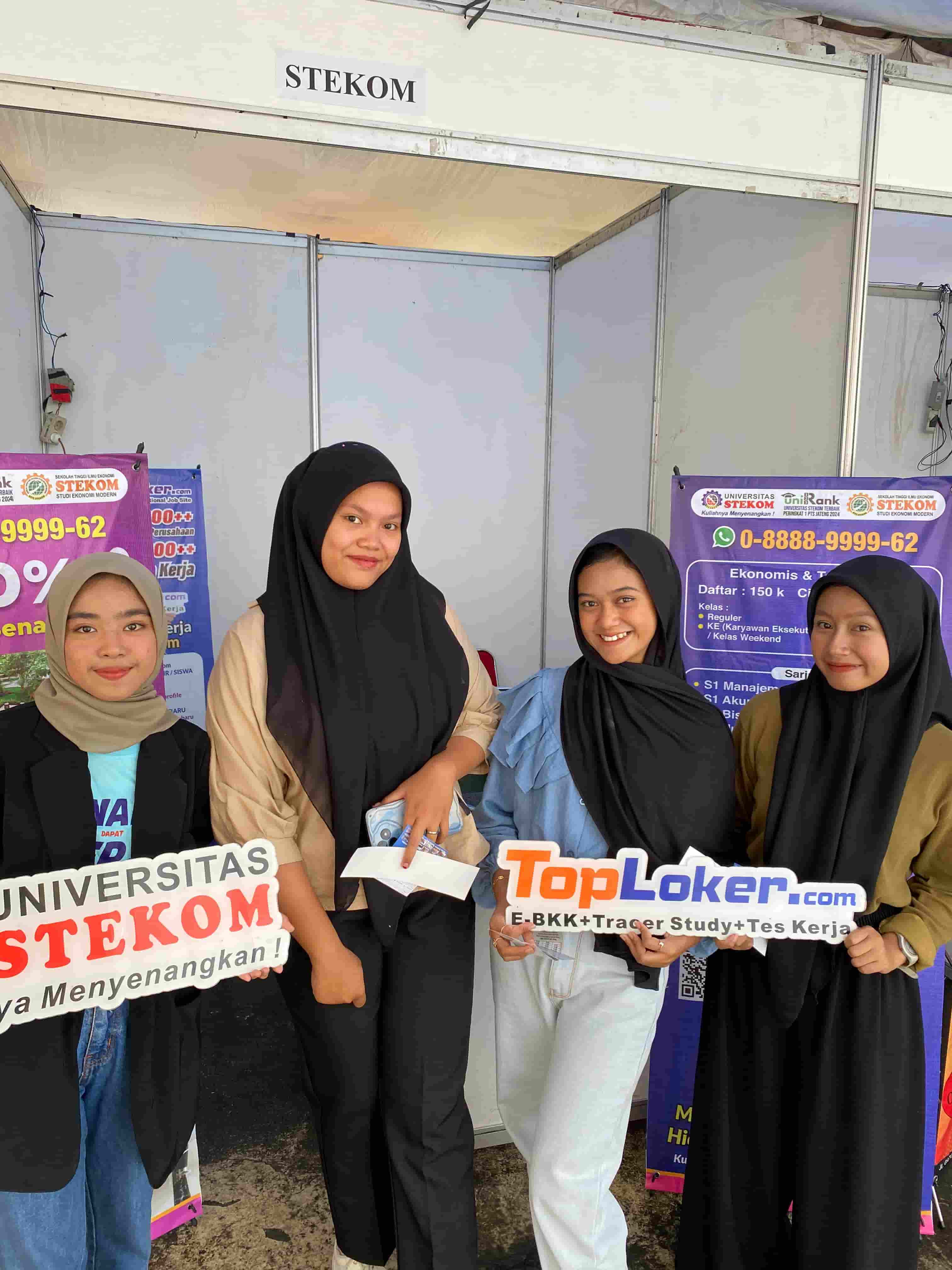 Dukung Generasi Muda, TopLoker.com & Universitas STEKOM Hadir di Job Fair SMK Islam Sudirman