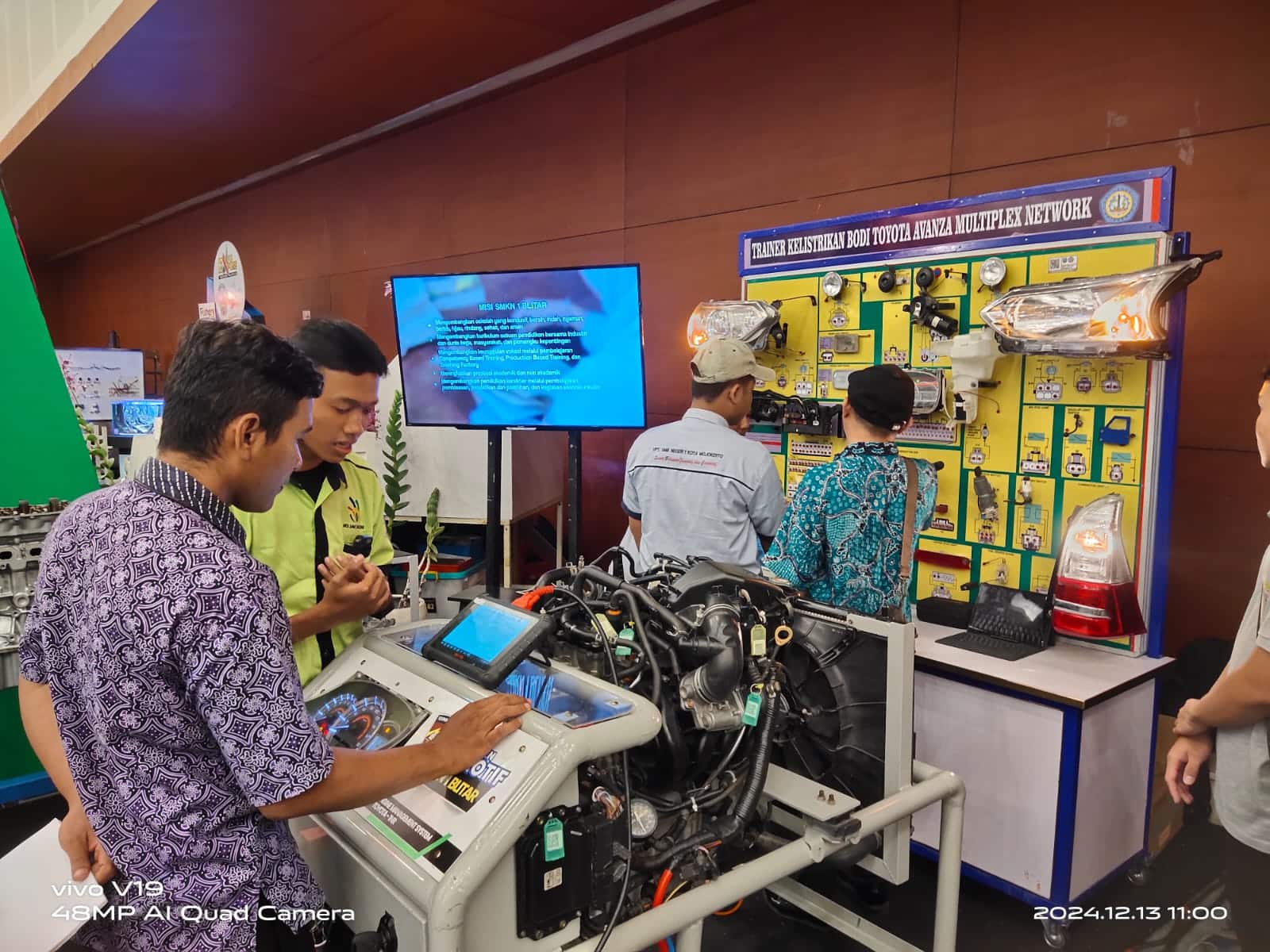 Toploker.com Hadir di Expo SMK Jatim: Dukung Generasi Muda Siap Kerja di Grand City Surabaya