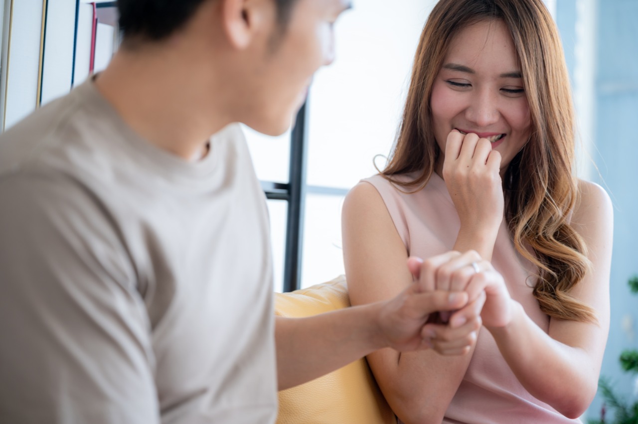Hubungan Romantis yang Sehat Itu Kayak Apa Sih? Ini 5 Ciri Utamanya!
