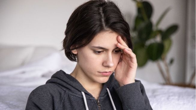 Apakah Overthinking Itu Bentuk Sayang atau Malah Merusak Hubungan?