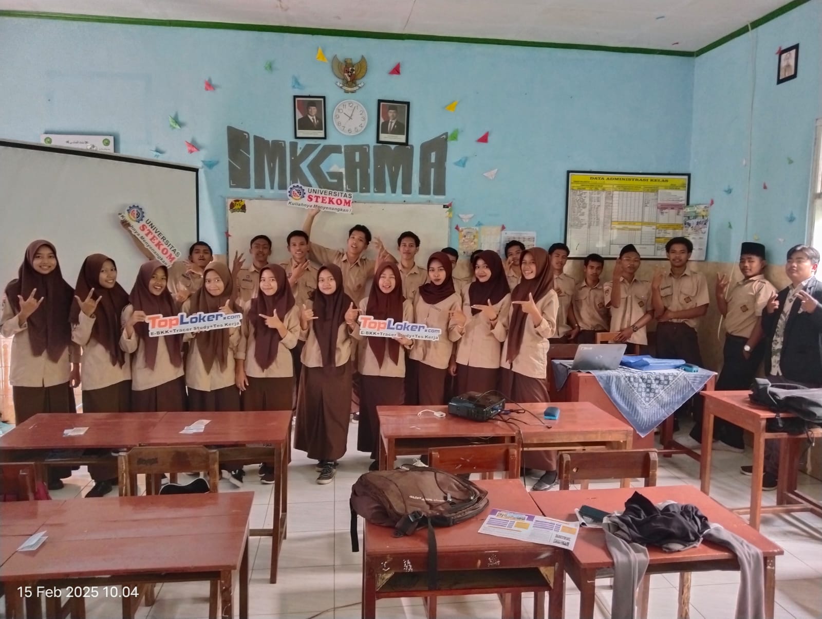 Sosialisasi Universitas STEKOM dan TopLoker.com di SMK Gajah Mada Pabelan: Mempersiapkan Siswa untuk Masa Depan