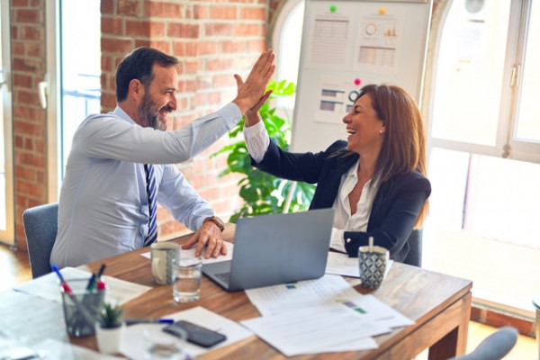Siapakah Yang Cocok Jadi Partner Bisnis Anda?