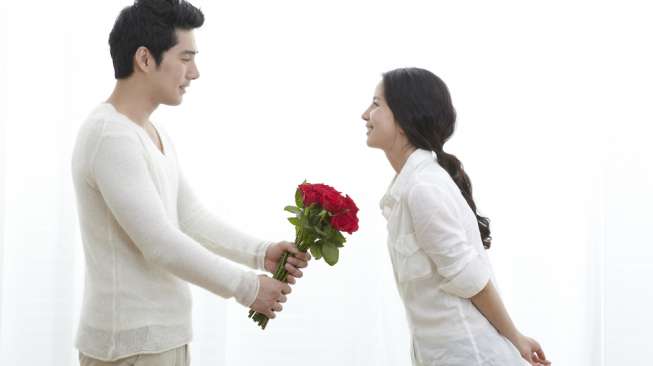Dipanggil Sayang, Padahal Baru Kenal?