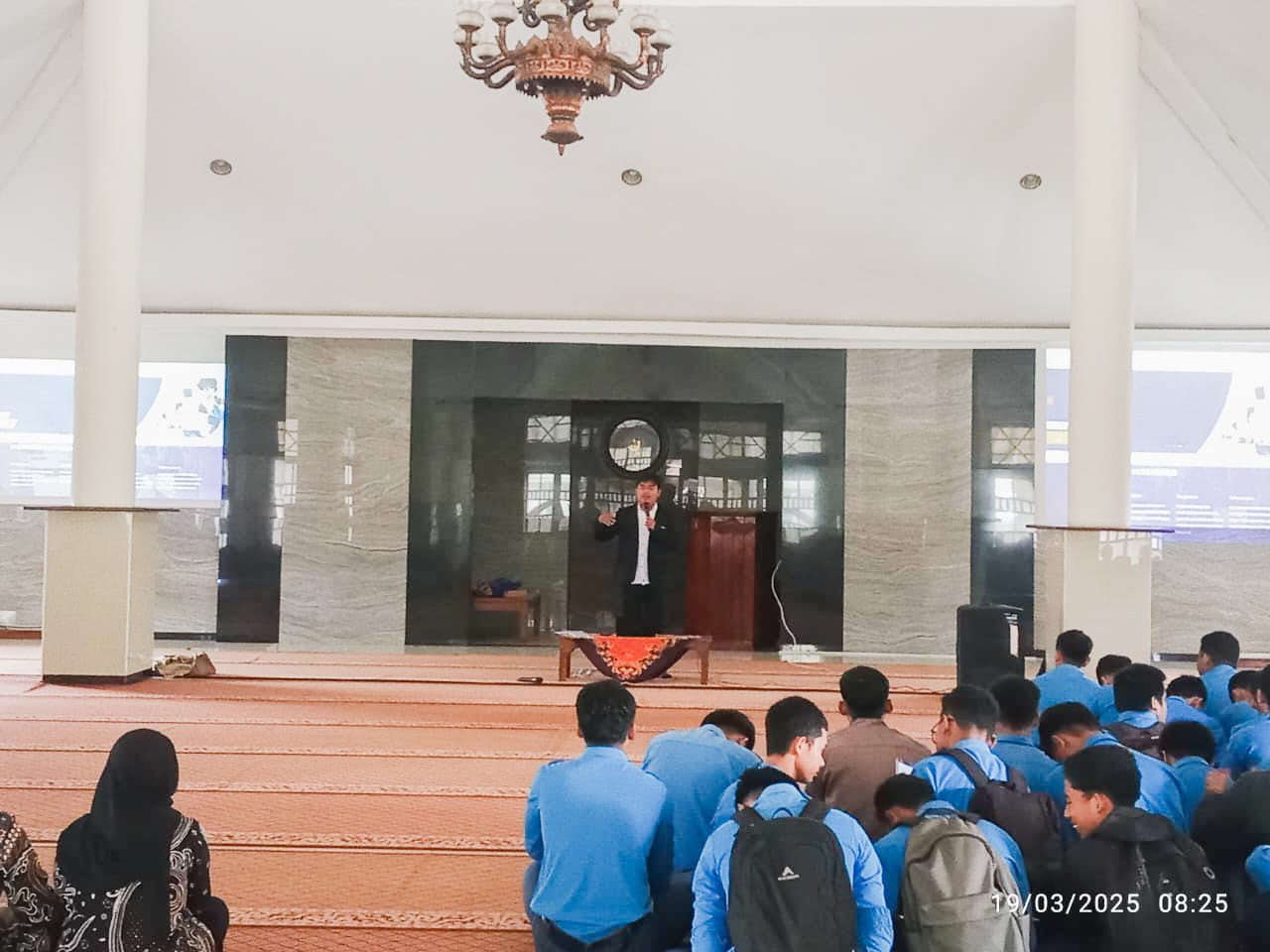 Universitas Stekom dan Toploker Gelar Sosialisasi PMB di SMK Telekomunikasi Tunas Harapan Salatiga