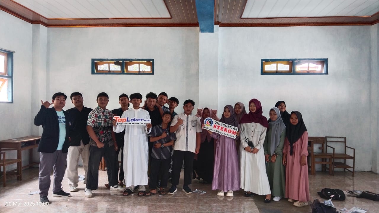 Mempersiapkan Masa Depan! Universitas STEKOM dan Toploker.com Berikan Wawasan Karier di SMK Muhammadiyah 3 Nogosari Boyolali