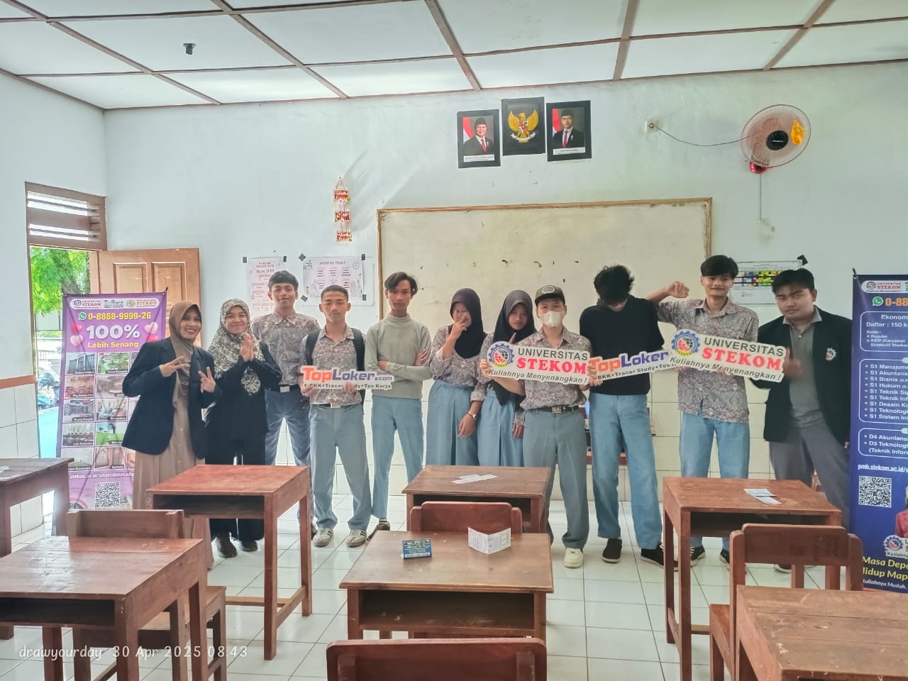 Universitas STEKOM dan Toploker.com Sosialisasikan Program PMB dan Platform Karier di SMA Muhammadiyah Susukan