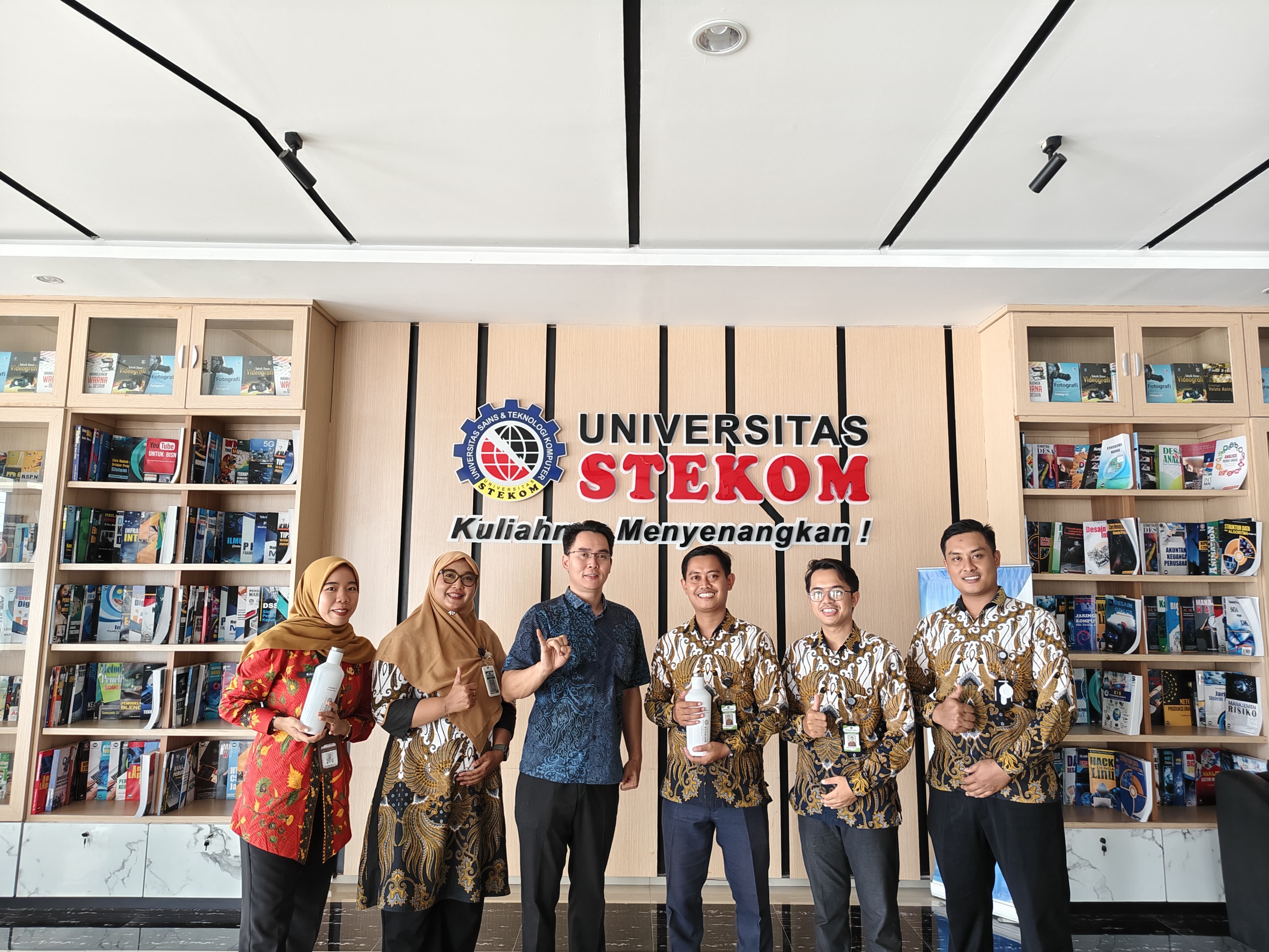 Universitas STEKOM dan Toploker.com Sambut Kunjungan MGBK SMK Kabupaten Jepara untuk Penguatan Karier Siswa