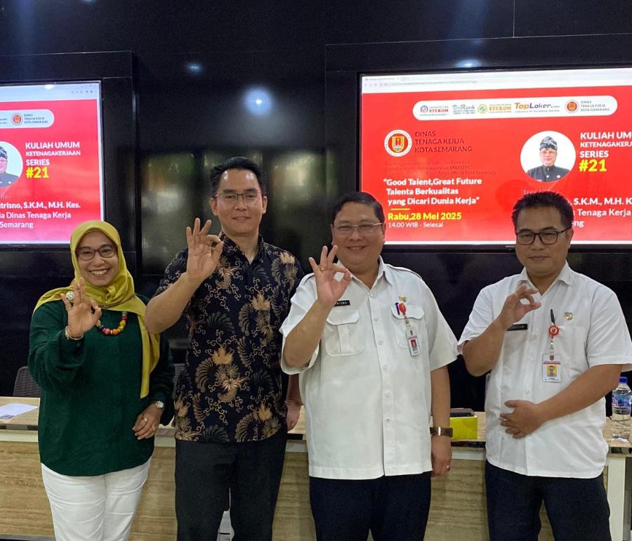 Toploker.com Dukung Kuliah Umum di Universitas STEKOM Bersama Disnaker Kota Semarang