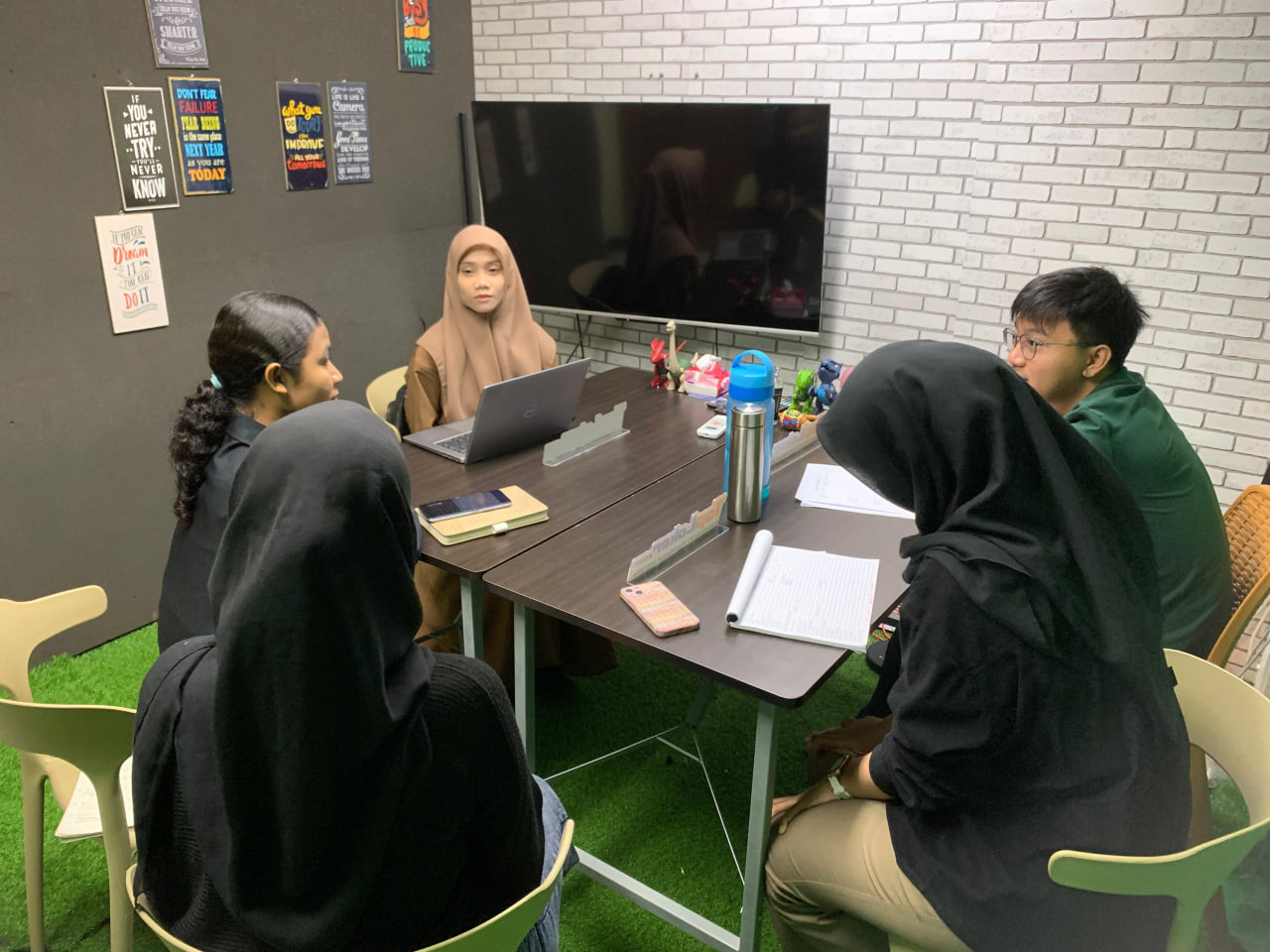 TopLoker.com Gelar Wawancara Kerja untuk Siswa SLB, Dorong Inklusivitas di Dunia Kerja