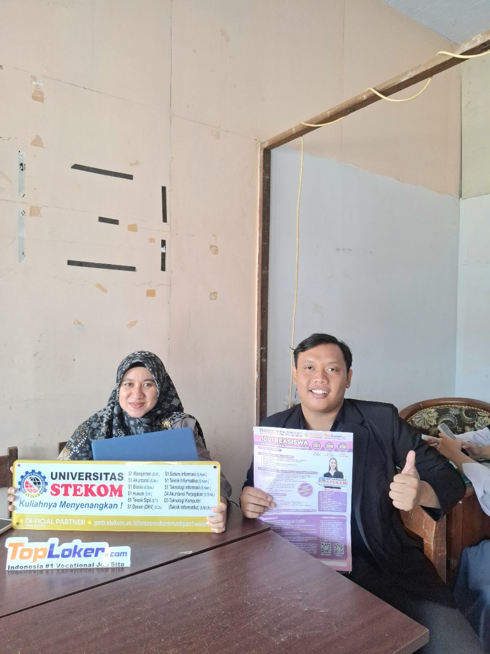 Toploker.com Kunjungi SMA Muhammadiyah 1 Weleri, Perkuat Sinergi Lewat Strategi SmartCoin dan Kolaborasi Digital