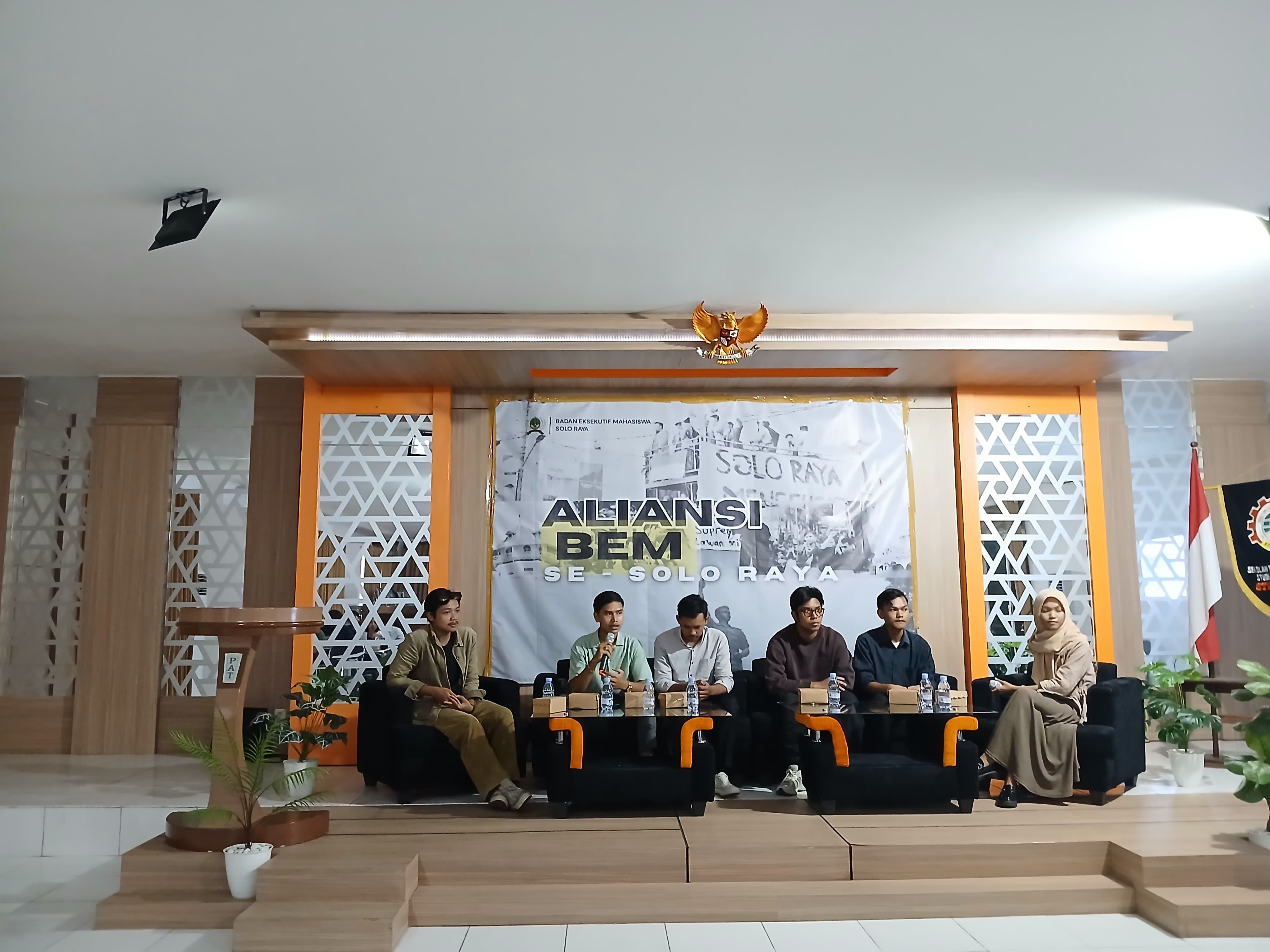 Toploker.com Dukung Forum Diskusi Aliansi BEM Se-Solo Raya di STIE STEKOM