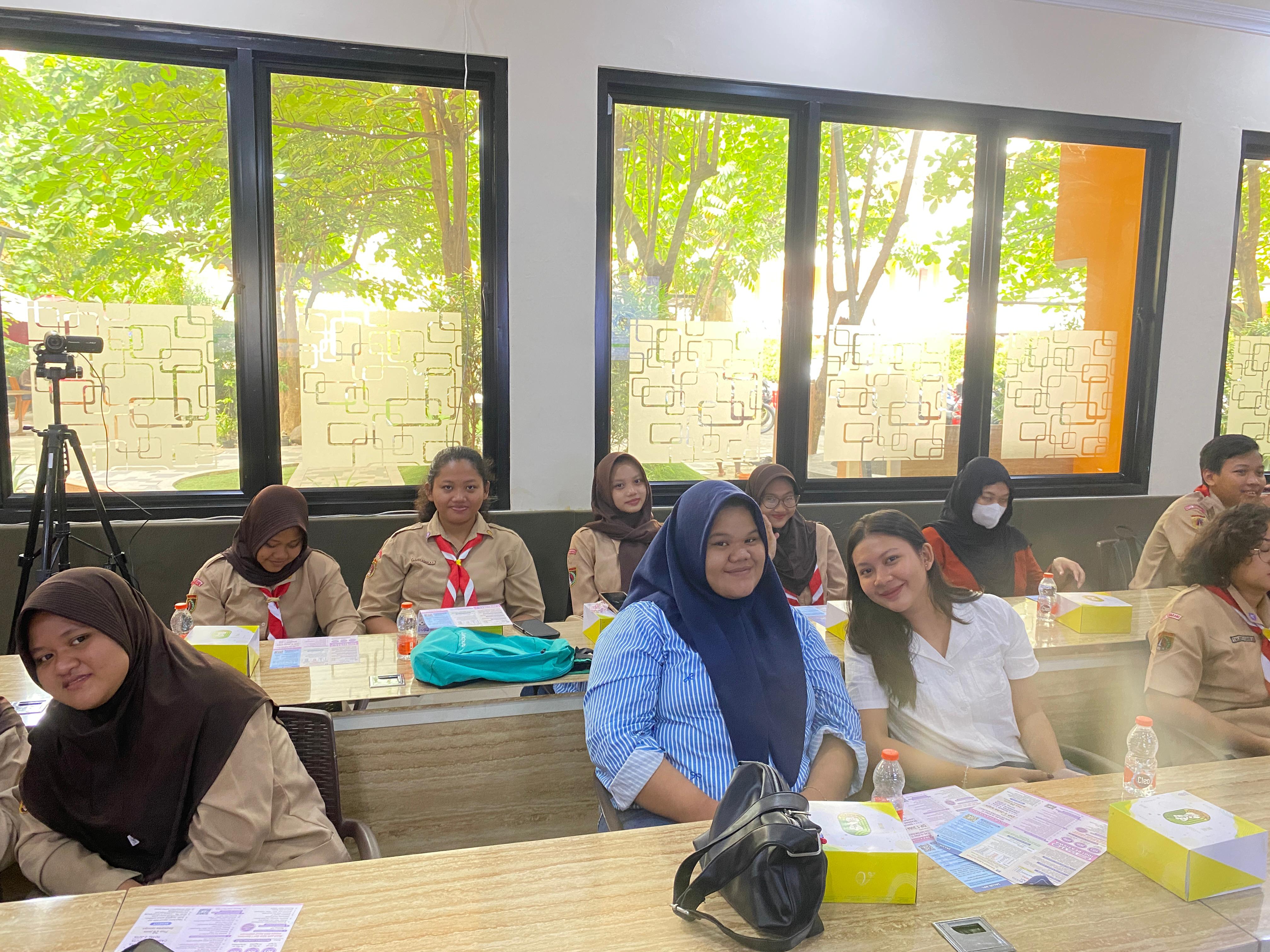 TopLoker.com Hadiri Sosialisasi PMB SMAN 5 Semarang di Kampus Universitas STEKOM Majapahit