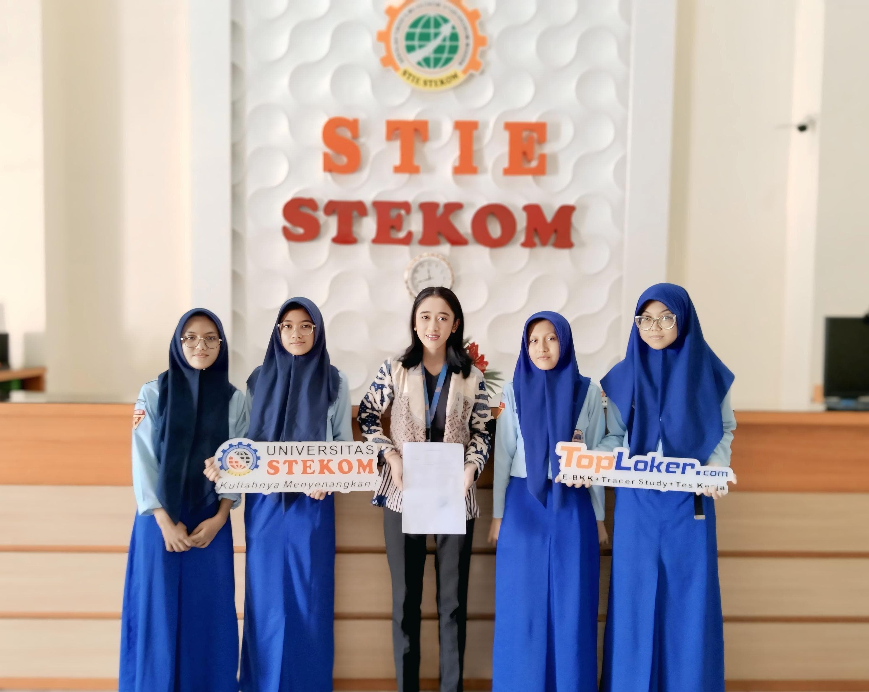 STIE STEKOM Terima 4 Siswa PKL dari SMKN 1 Sambi Boyolali Lewat Toploker.com