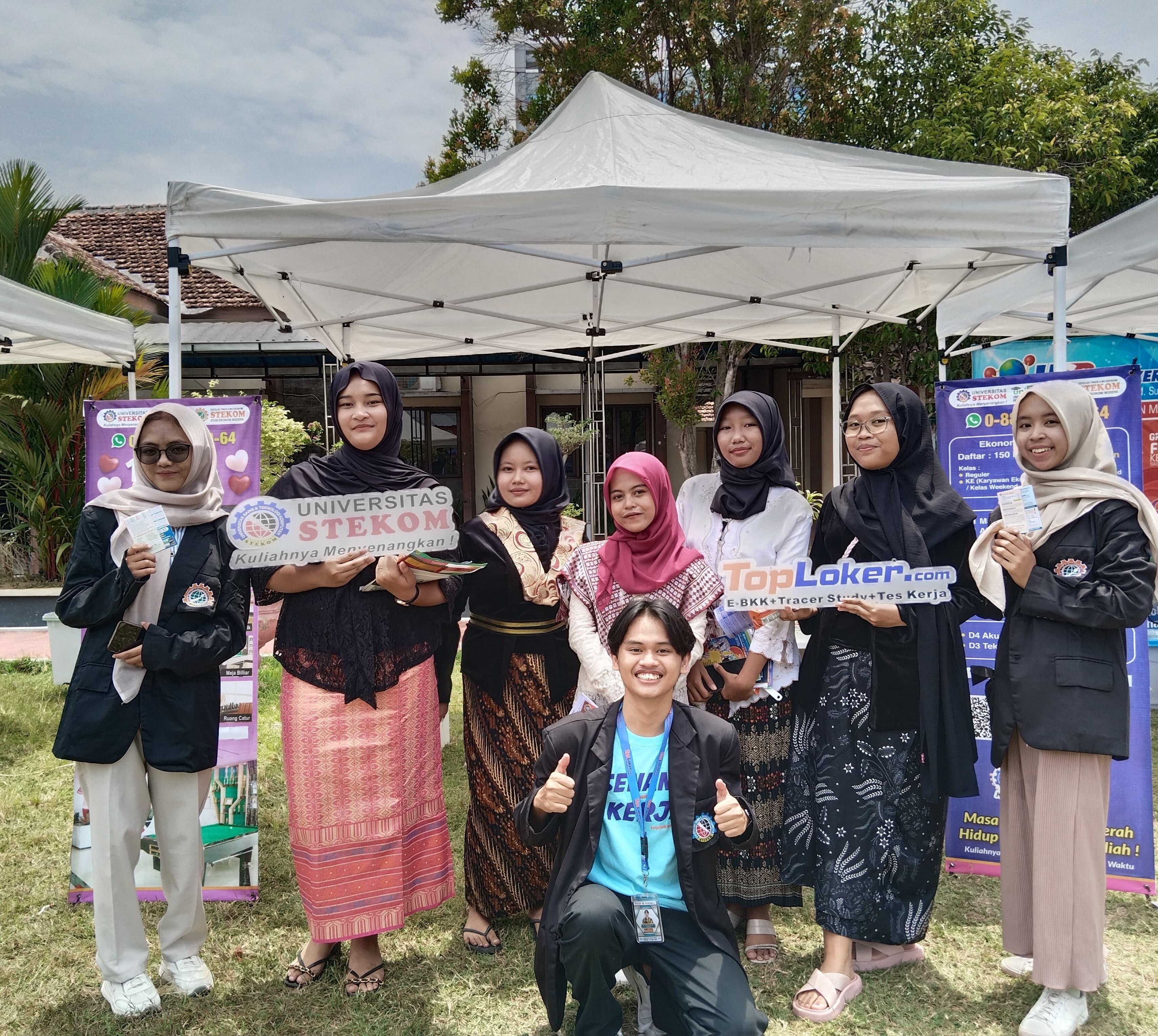 Universitas STEKOM & Toploker.com Ikut Meriahkan Acara HUT SMAN 3 Sukoharjo Jawa Tengah
