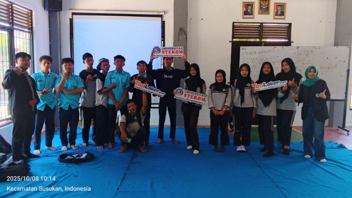 TopLoker.com & Universitas STEKOM Perluas Informasi Pendidikan dan Karier ke Siswa SMK Al Mustaqim Susukan