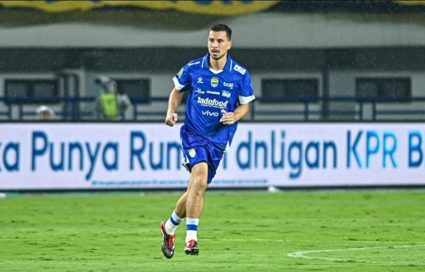 Persib Bangkit dan Hajar PSBS Biak 3-0 di Sleman