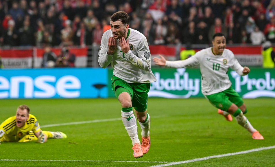 Hungaria vs Irlandia, Hattrick Menit Akhir Troy Parrott Antar Irlandia ke Play-off Piala Dunia