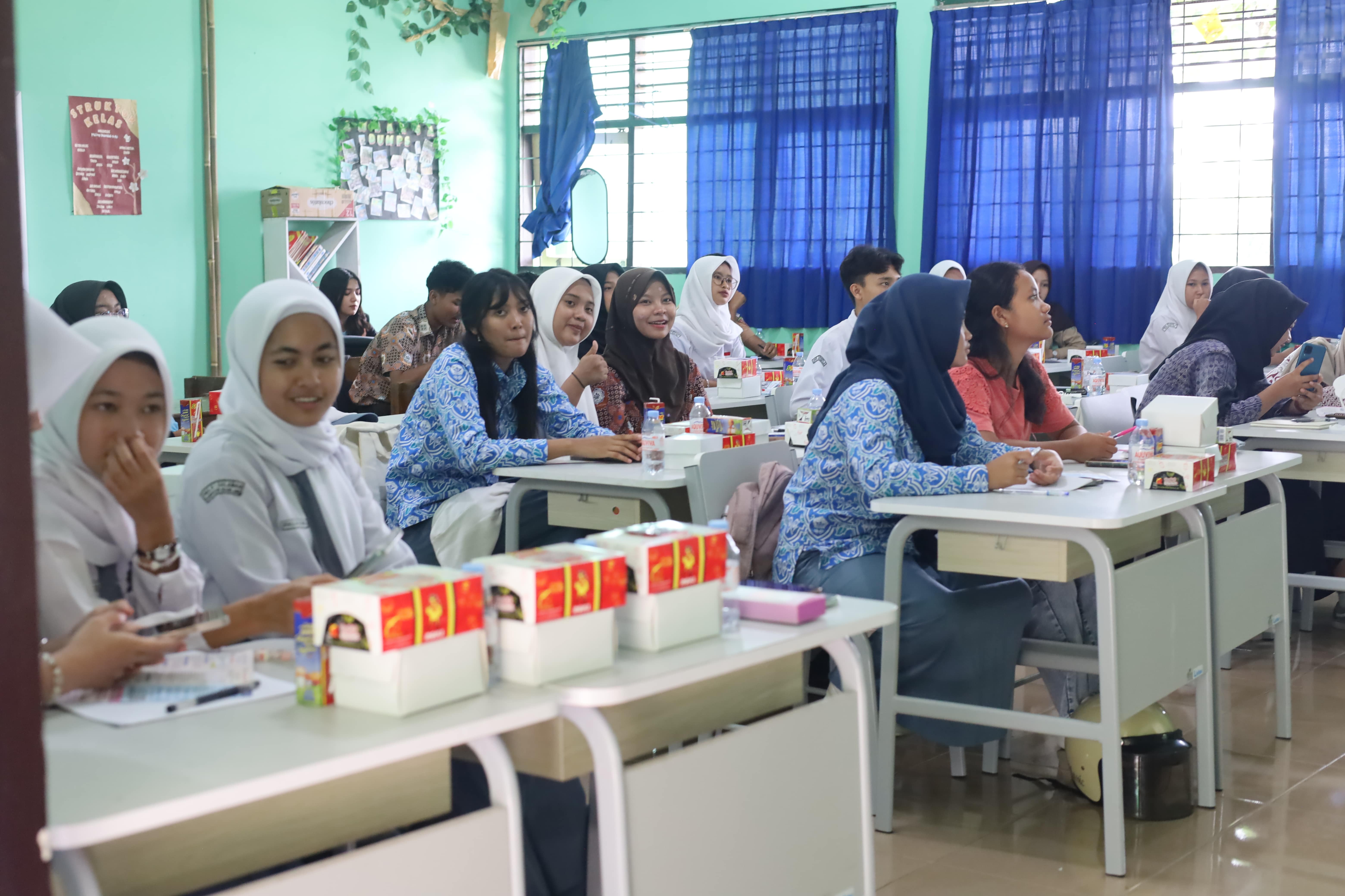 Beasiswa Kuliah Universitas STEKOM untuk SMKN 3 Banyumas Kabupaten Magelang