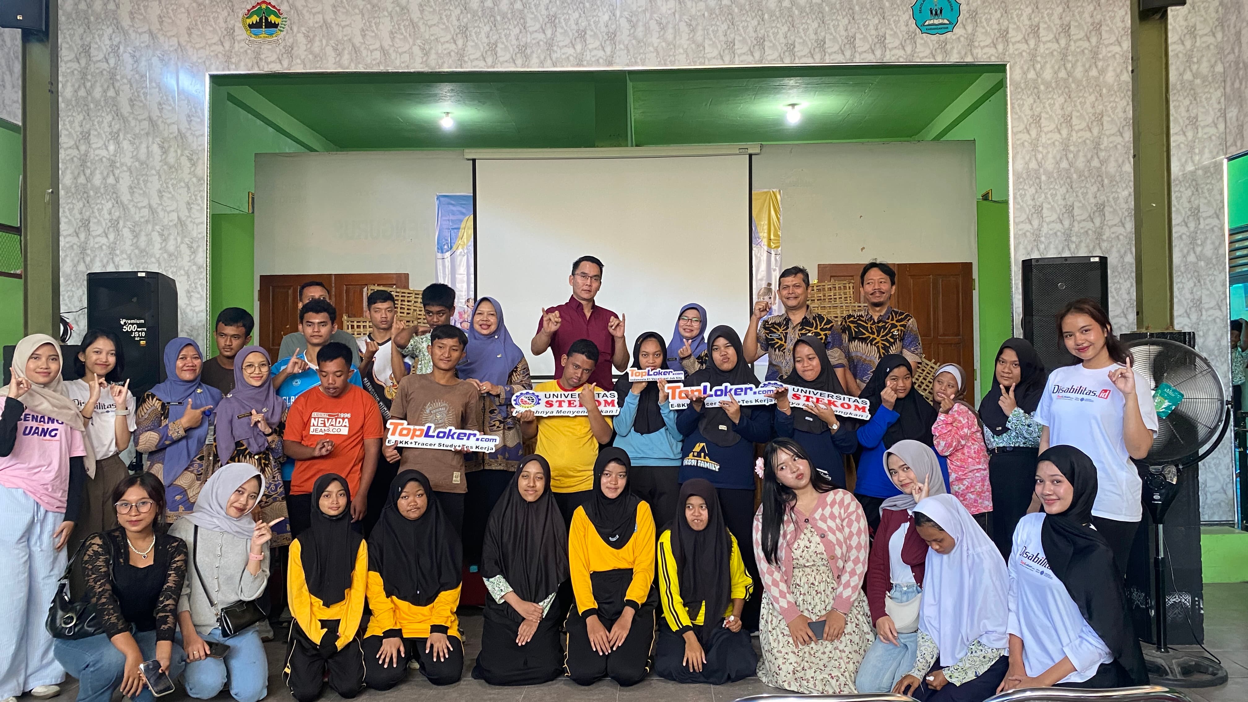 Tanamkan Nilai Inklusi Sejak Dini, Universitas Stekom Ajak Duta Terpilih Kunjungi SLB Negeri Karanganyar
