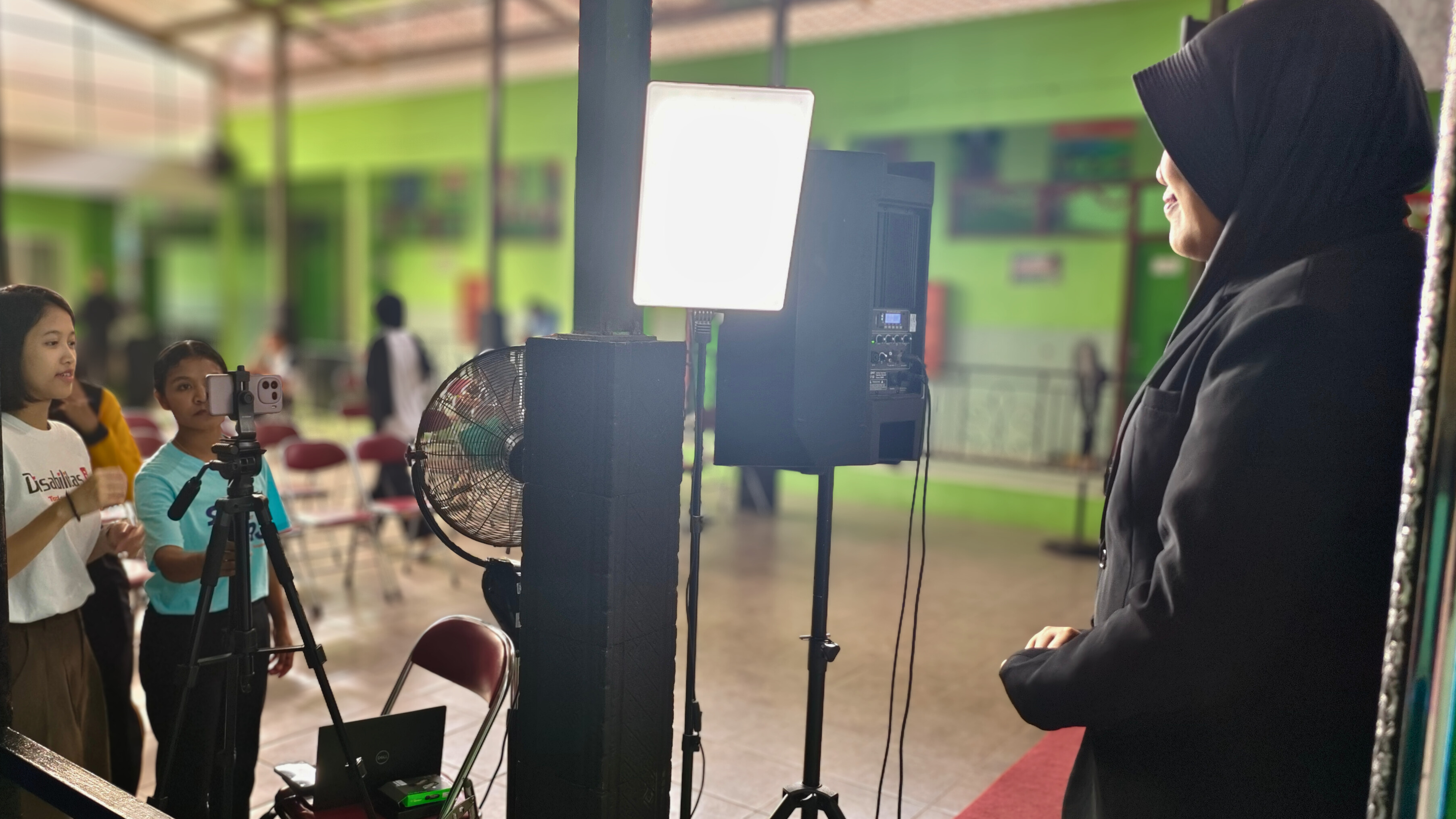 Toploker.com dan Universitas STEKOM Hadirkan Program Pembuatan CV dan Duta Kebekerjaan di SLB Negeri Karanganyar