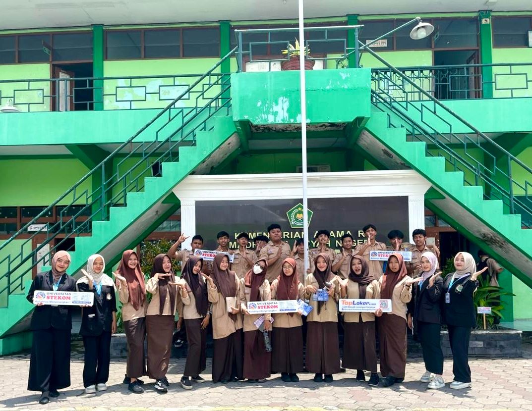 PMB Universitas STEKOM 2026 Disosialisasikan di MAN 2 Klaten Bersama Toploker.com