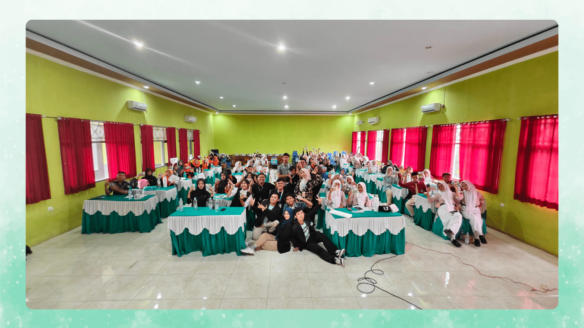 Beasiswa Kuliah Universitas STEKOM untuk SMK Al Muawanah Petarukan Kabupaten Pemalang