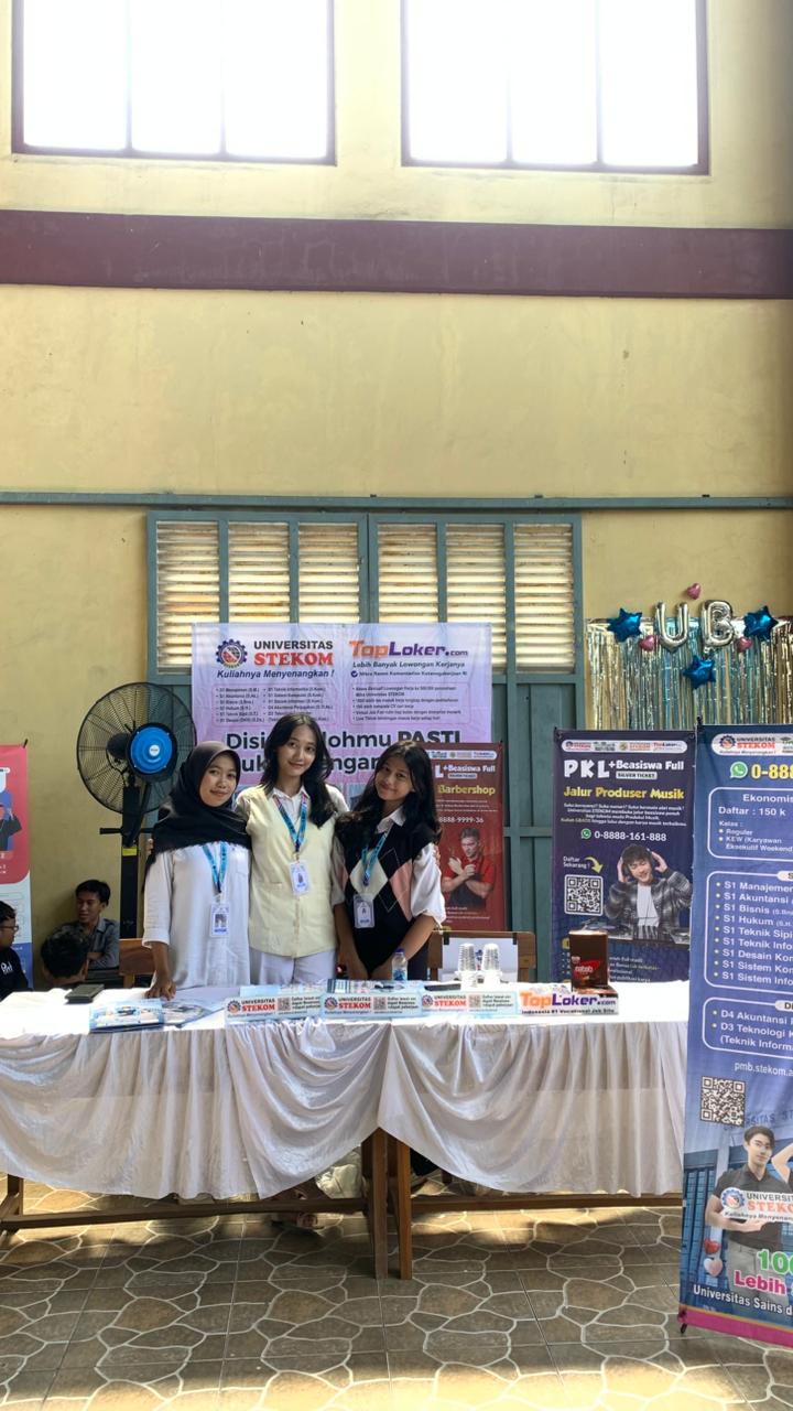 Expo SMAN 1 Jakenan Pati 2026: Universitas STEKOM dan Toploker.com Berikan Edukasi Kuliah dan Karier