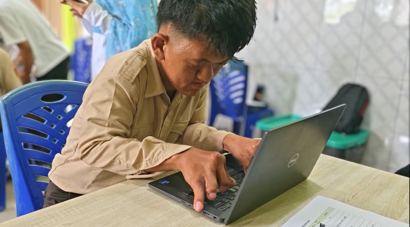Tes Kecakapan Kerja di SLB Negeri Magelang, Langkah Nyata Toploker.com dan STEKOM Siapkan Siswa Menuju Dunia Profesional