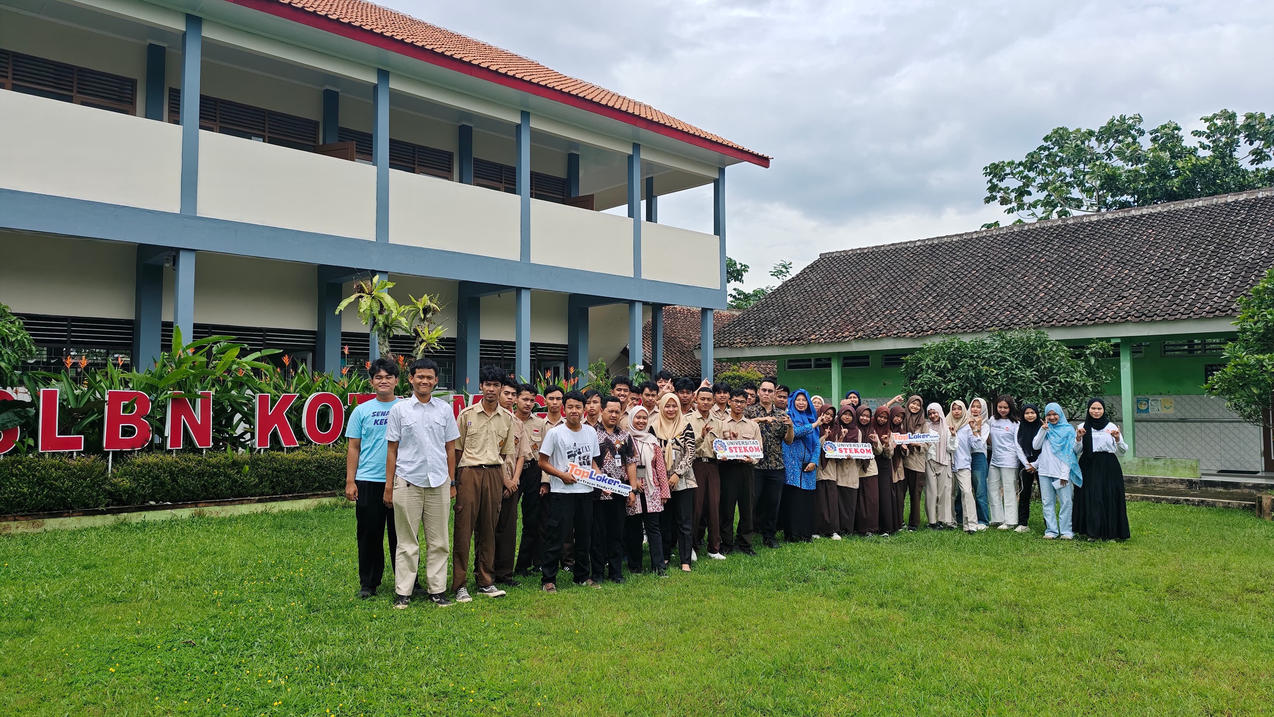 Membangun Kesiapan Kerja Inklusif: STEKOM Implementasikan Tes Kompetensi Tiga Level di SLB Negeri Kota Magelang