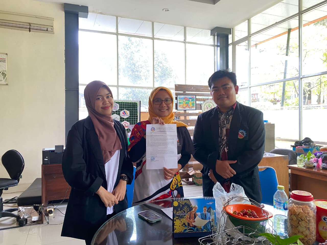Universitas STEKOM Bersama Toploker.com Perkuat Kerja Sama dengan SMKN 1 Bawen