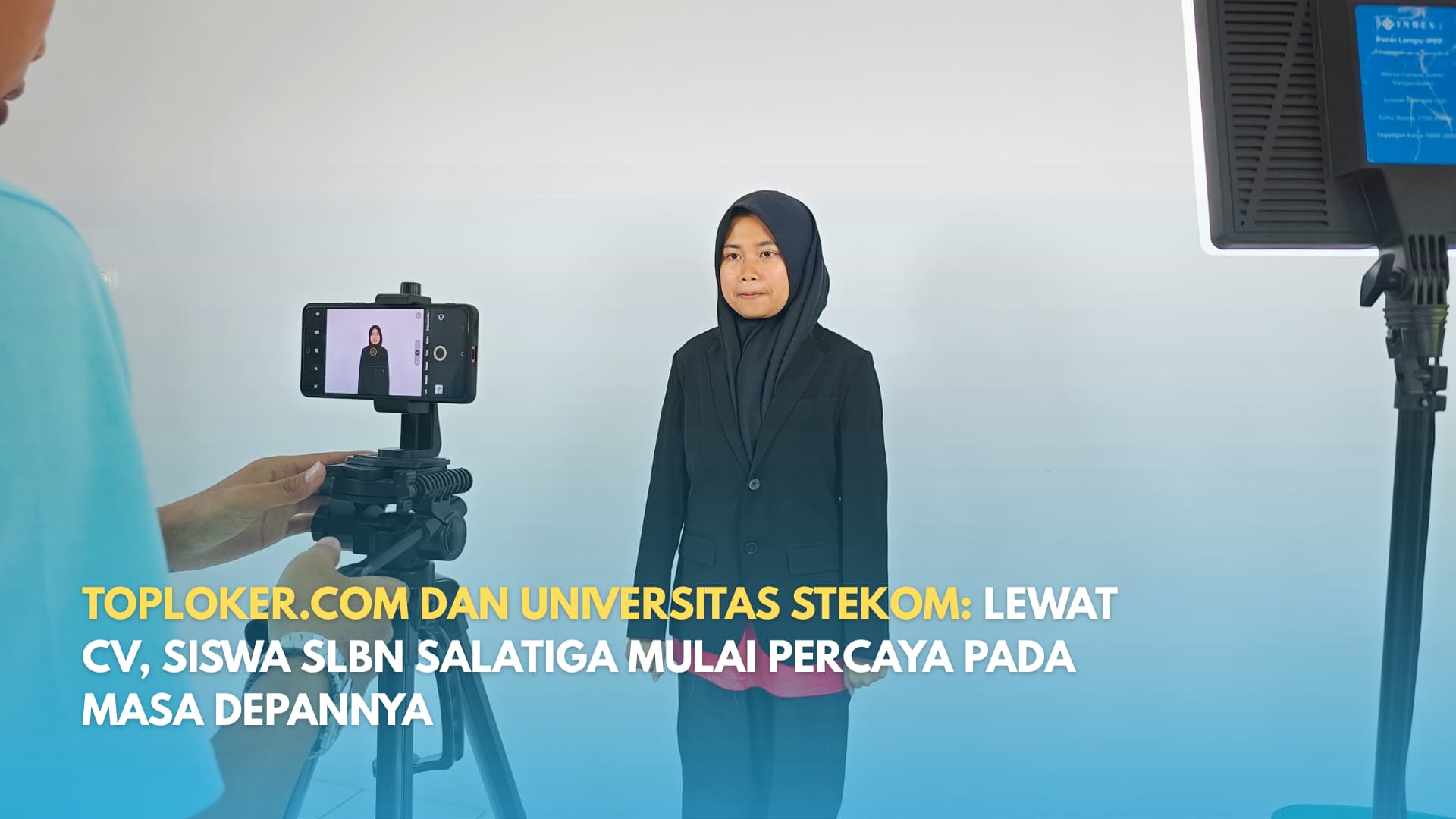 Toploker.com dan Universitas STEKOM: Lewat CV, Siswa SLBN Salatiga Mulai Percaya pada Masa Depannya
