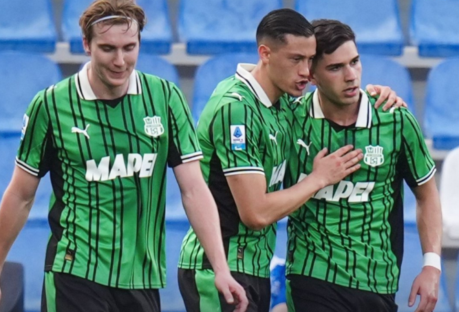 Sassuolo vs Como Berakhir 2-1, Jay Idzes Tampil Solid dan Bawa Tuan Rumah Raih Poin Penting