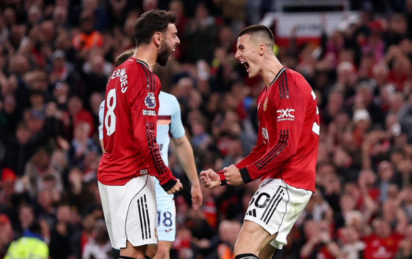 Manchester United Bungkam Brentford 2-1 di Old Trafford dan Pertahankan Peringkat Tiga