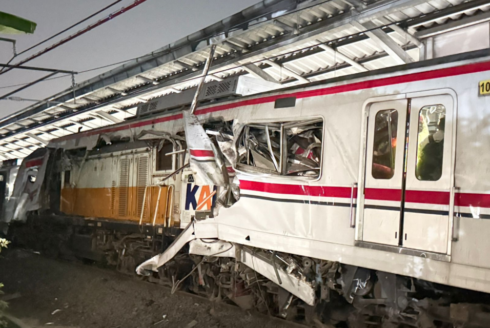 Tabrakan KRL dan KA Argo Bromo Anggrek di Bekasi Timur, Korban Tewas Capai 7 Orang