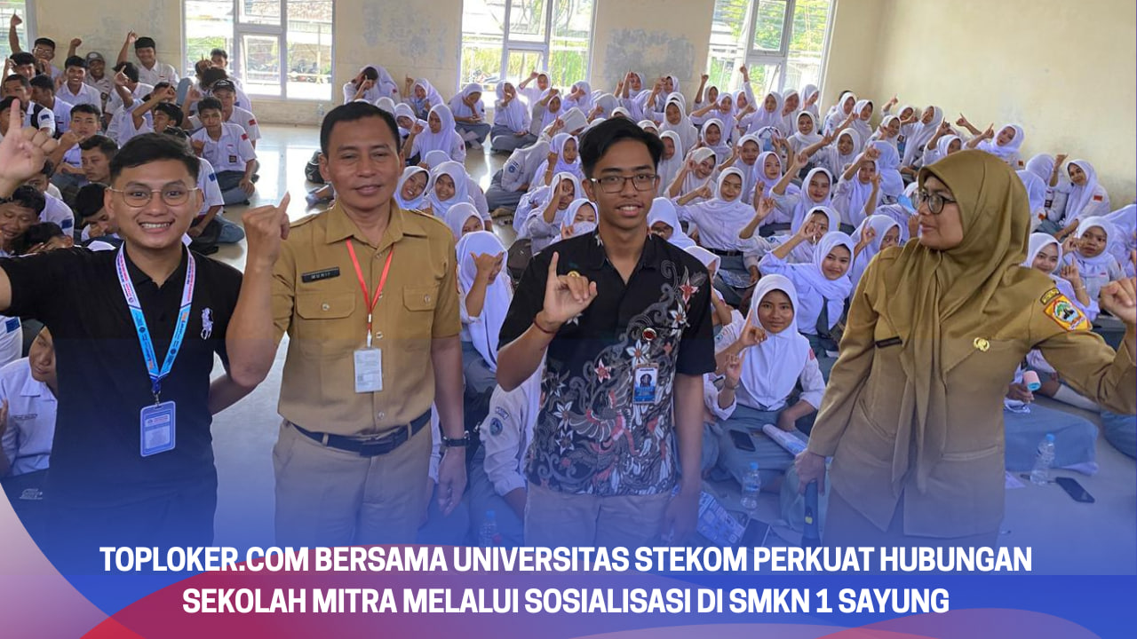 Toploker.com Bersama Universitas STEKOM Perkuat Hubungan Sekolah Mitra melalui Sosialisasi di SMKN 1 Sayung