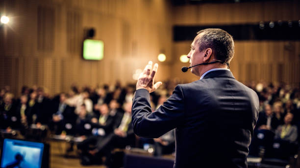 Tips Mengembangkan Kemampuan Public Speaking