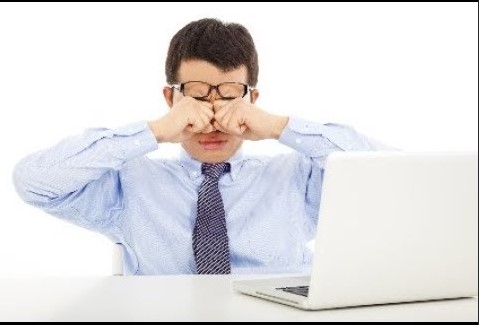 Radiasi Layar Monitor Saat Menggunakan Komputer Maupun Laptop