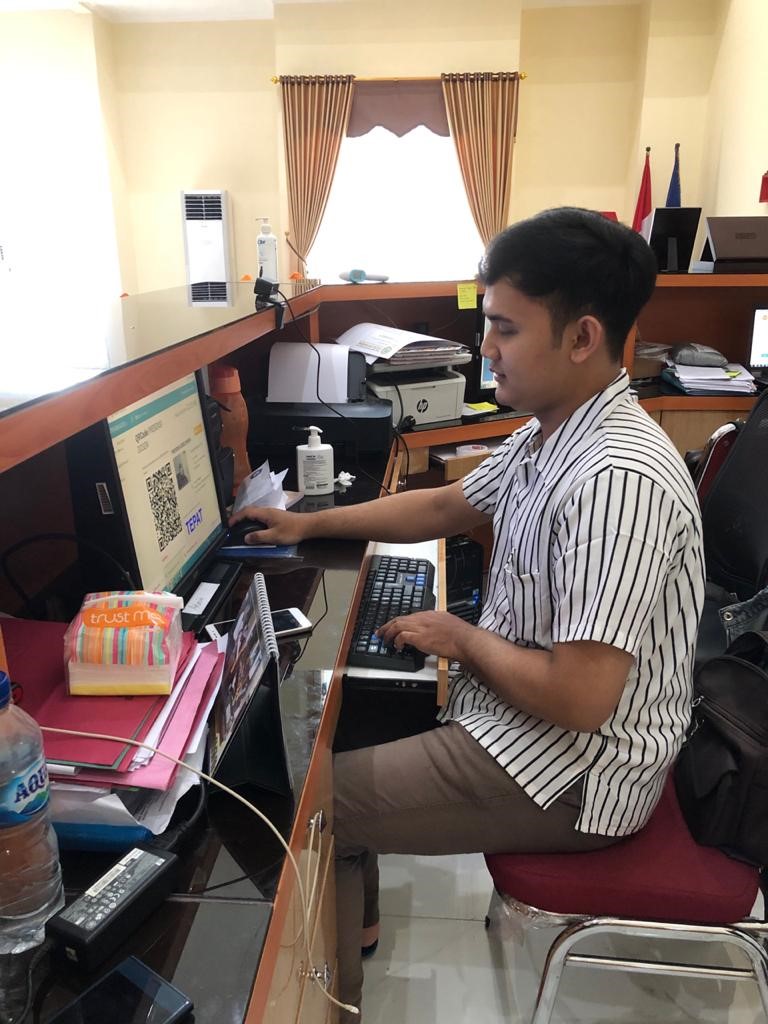MAGANG KERJA BAGIAN ADMINISTRASI  DI SEKOLAH TINGGI ILMU EKONOMI STUDI EKONOMI MODERN (STIE STEKOM)