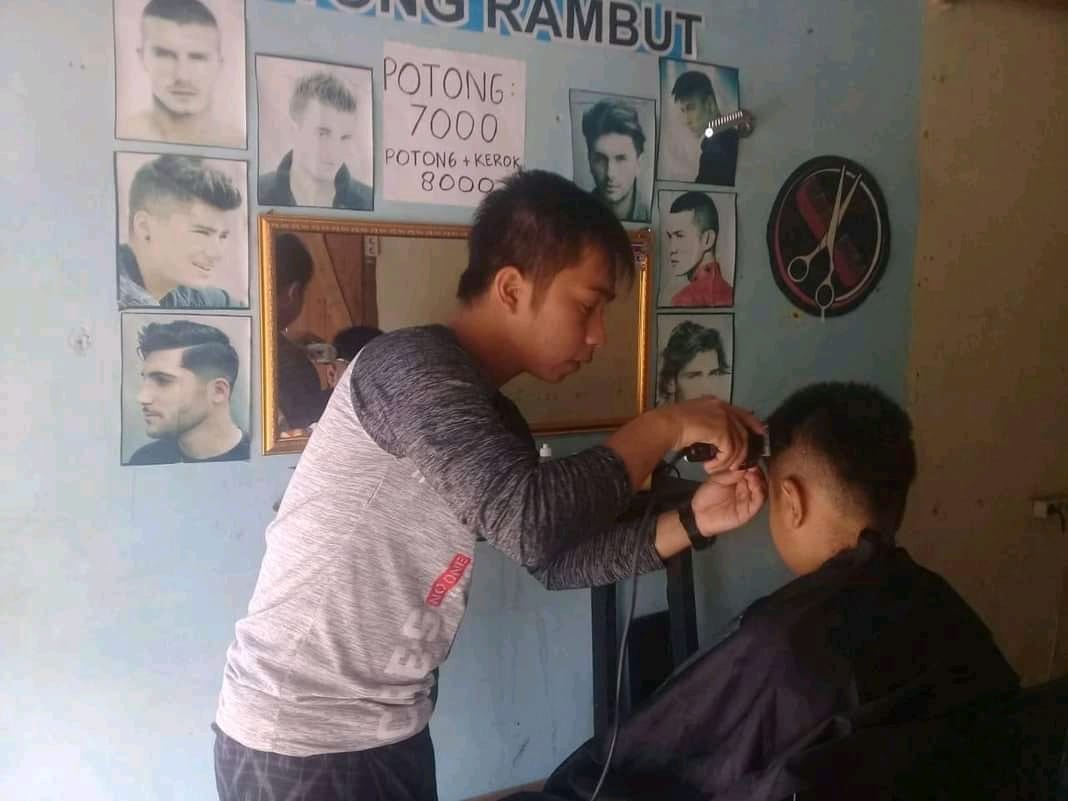 Peluang Usaha Cukur Rambut, Modal Minim Dengan Keuntungan Fantastis
