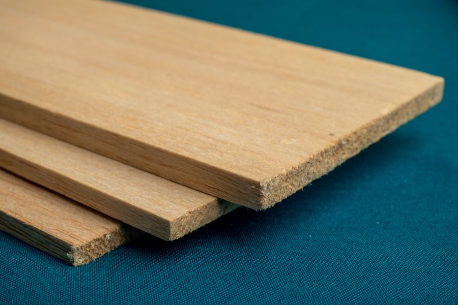 Mengenal Karakteristik Kayu Balsa