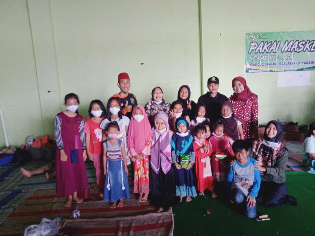 Wulan Suci Rahayu, Mahasiswi Universitas Sains Dan Teknologi Komputer Lakukan Trauma Healing Kepada Anak Korban COVID 19