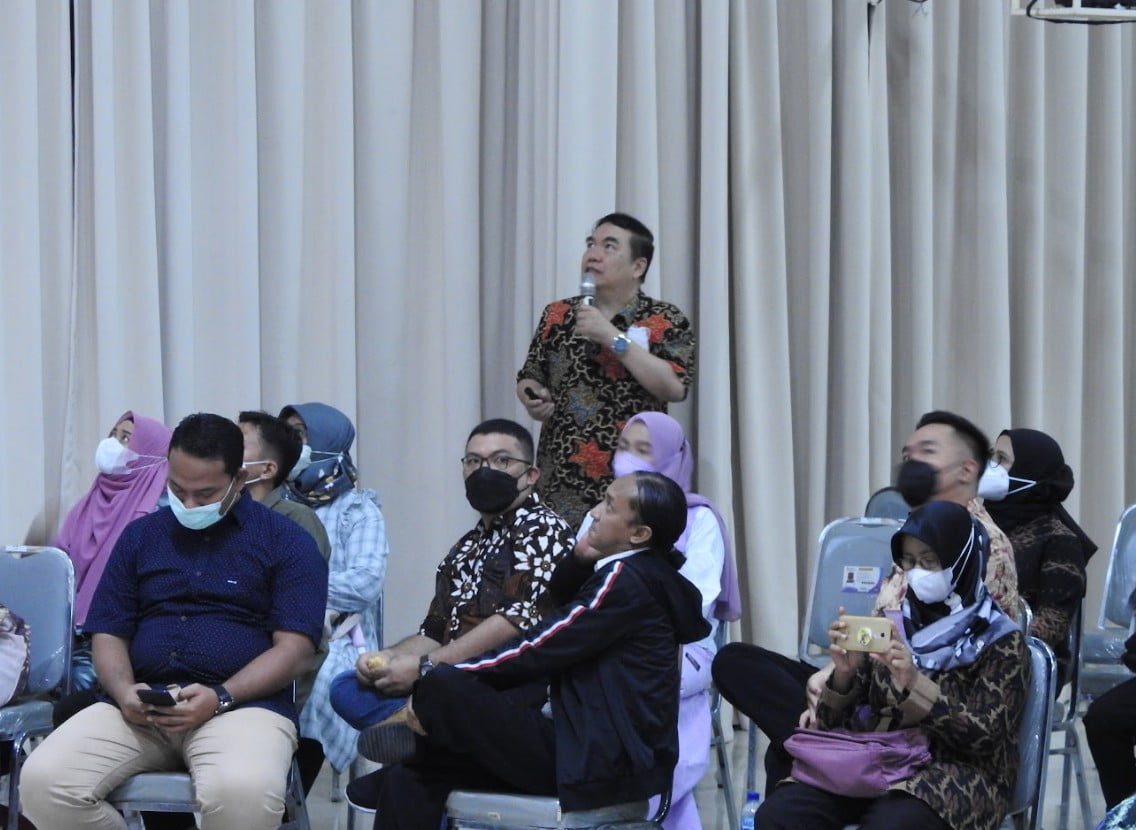 Universitas Sains dan Teknologi Komputer Peduli Mahasiswa